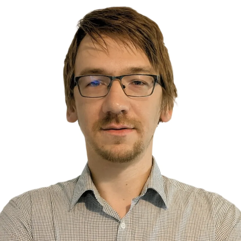 Arturs S.